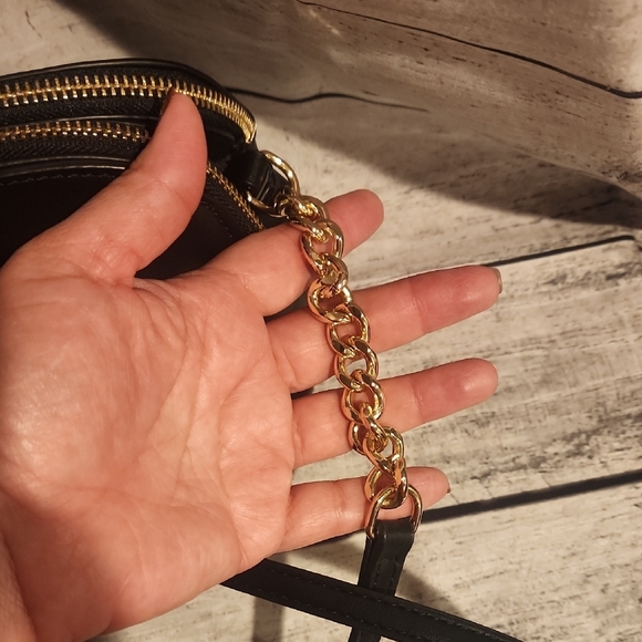 Nine West Black and Gold Crossbody Bag - Picture 3 of 6